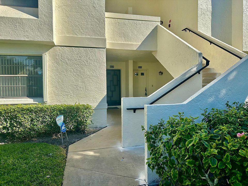 1st image of 5819 Parkwalk Drive