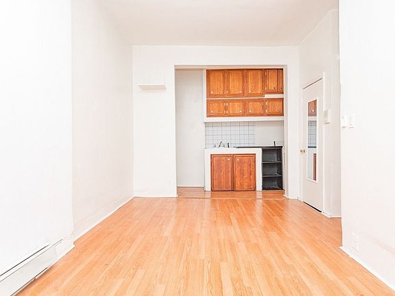 2nd image of 487 Saint Johns Pl #3CC