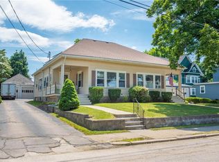 27 Lyman St, Woonsocket, RI 02895