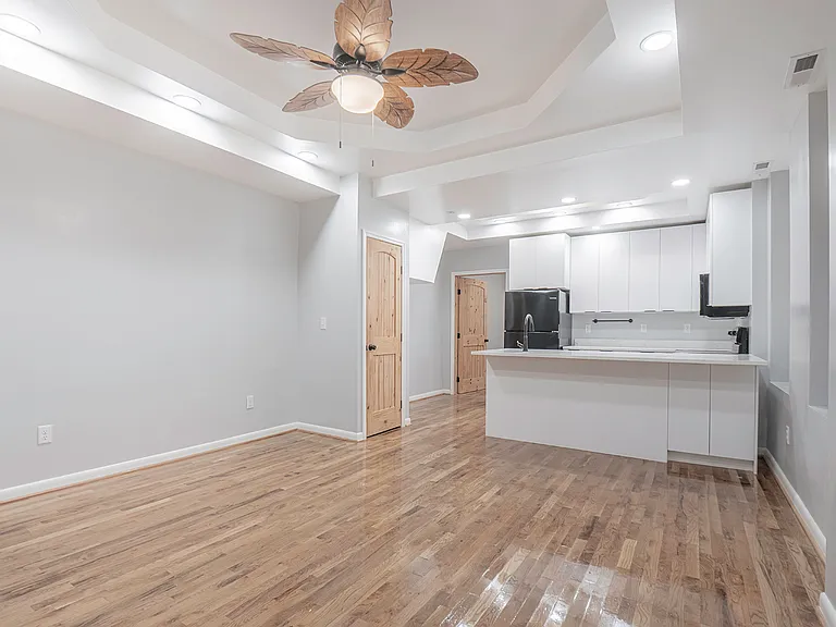 802 Central Ave #5 — Photo 5