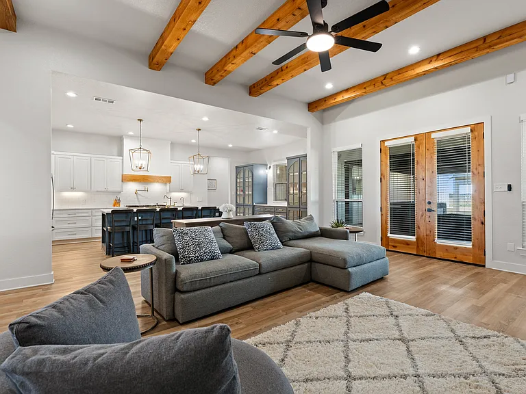 251 Willow Moon Ranch Rd — Photo 4