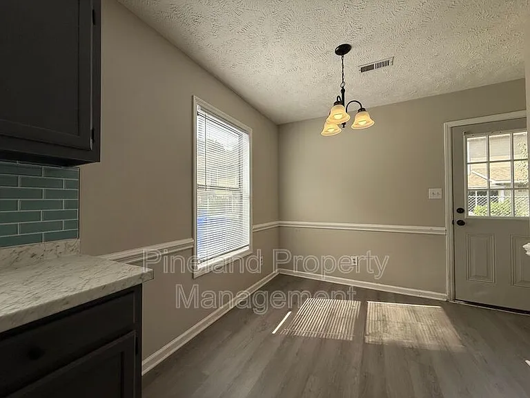 187 Aloha Dr — Photo 23