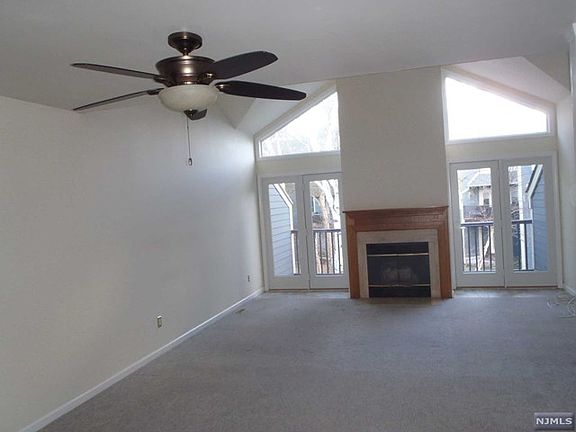 2nd image of 191 Surrey Ct #191