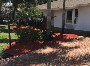 2963 Eagle Dr, Delray Beach, FL 33444