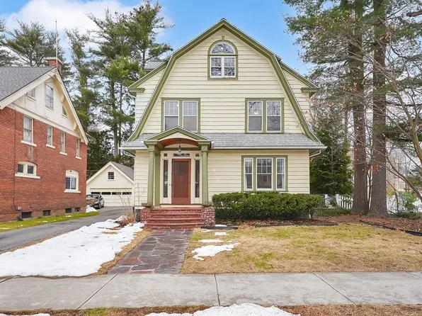 80 Roseland Ter, Longmeadow, MA 01106