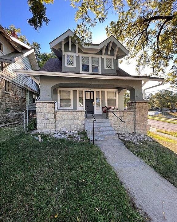 1st image of 4247 S Benton Ave