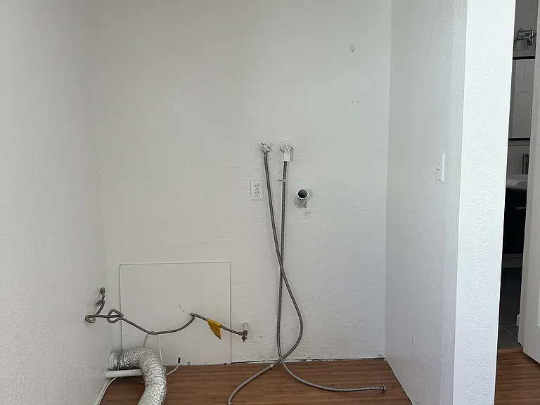 808 Magnolia Ave #5 — Photo 15
