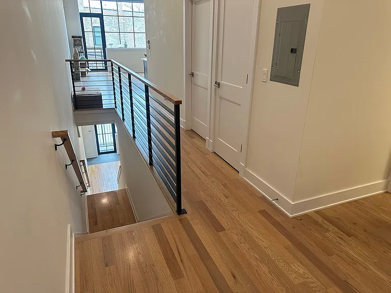 4405 N Artesian Ave #205 — Photo 35