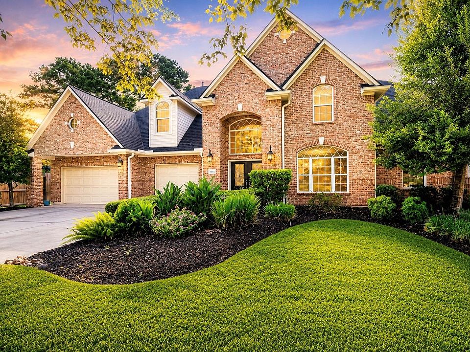 1st image of 15618 Stable Lake Dr
