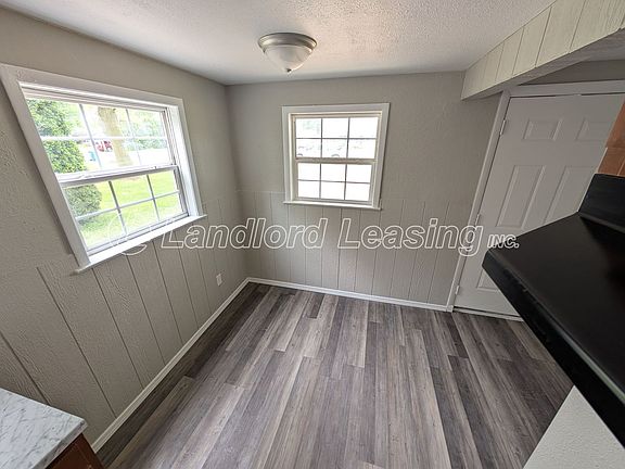 4th image of 629 Vermont Dr