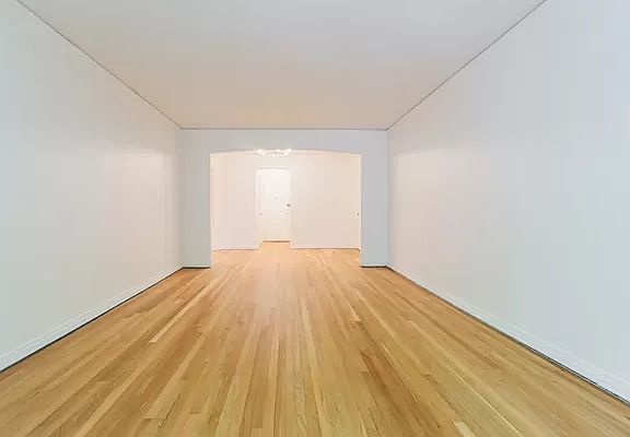 4th image of 525 E 89th St APT 2J