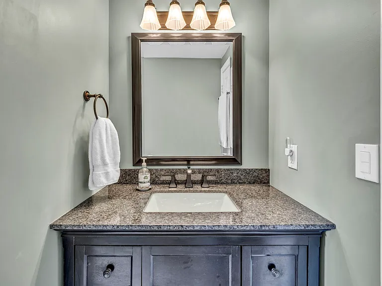 1237 Giesse Dr — Photo 28