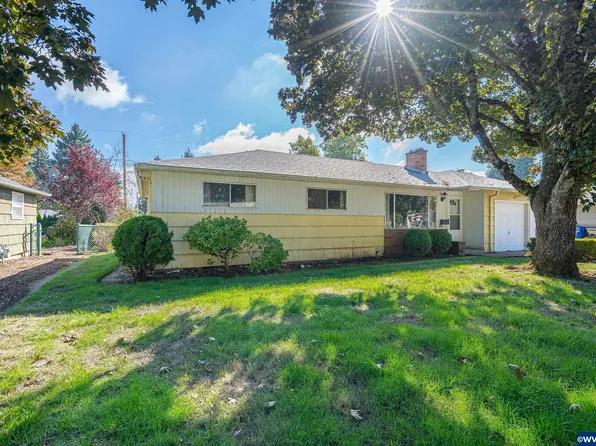 4472 Coloma Dr SE, Salem, OR 97302