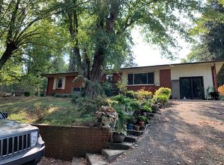 1015 E Skyline Dr, Morristown, TN 37813