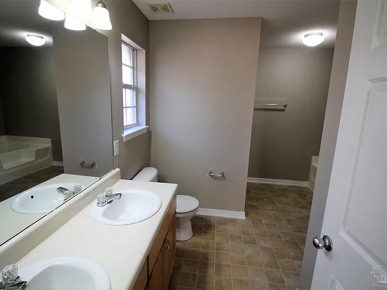 6533 Key West Rd — Photo 14