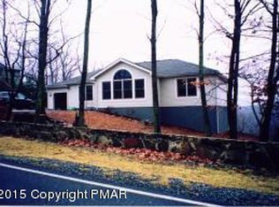 1580 Banbury Dr, Bushkill, PA 18324