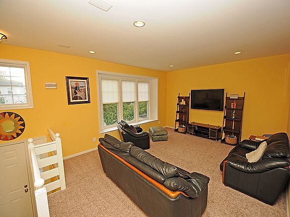 5th image of 120 Forge Mountain Dr
