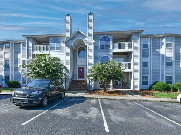 3614 Morris Farm Dr APT 1B, Greensboro, NC 27409