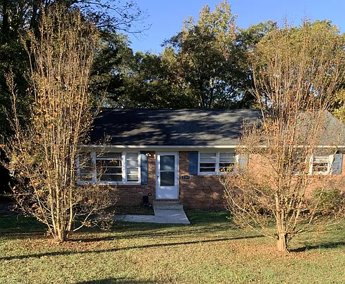 1287 Montview St Photo 1