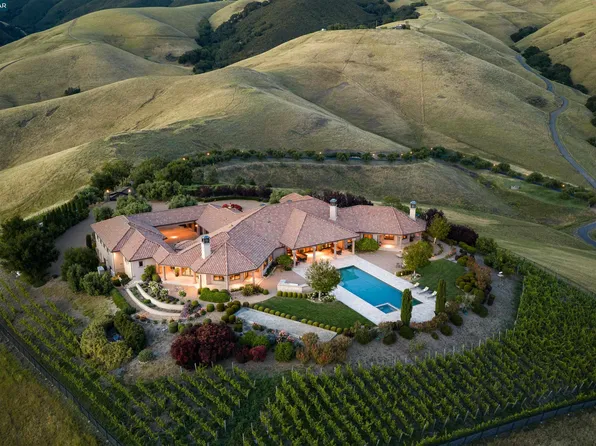 2020 Victorine Rd, Livermore, CA 94551