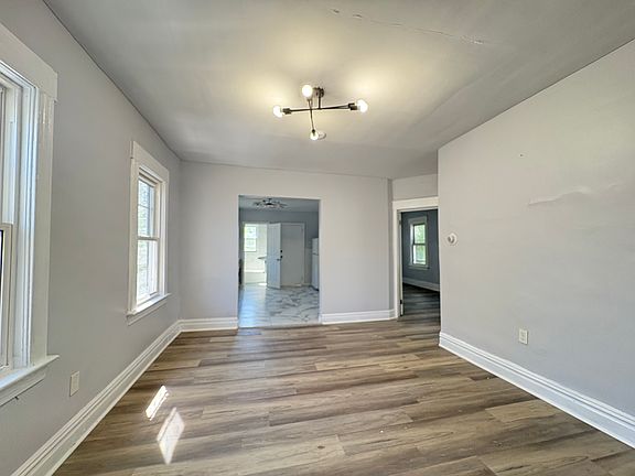 4th image of 180 Lincoln Pl #1