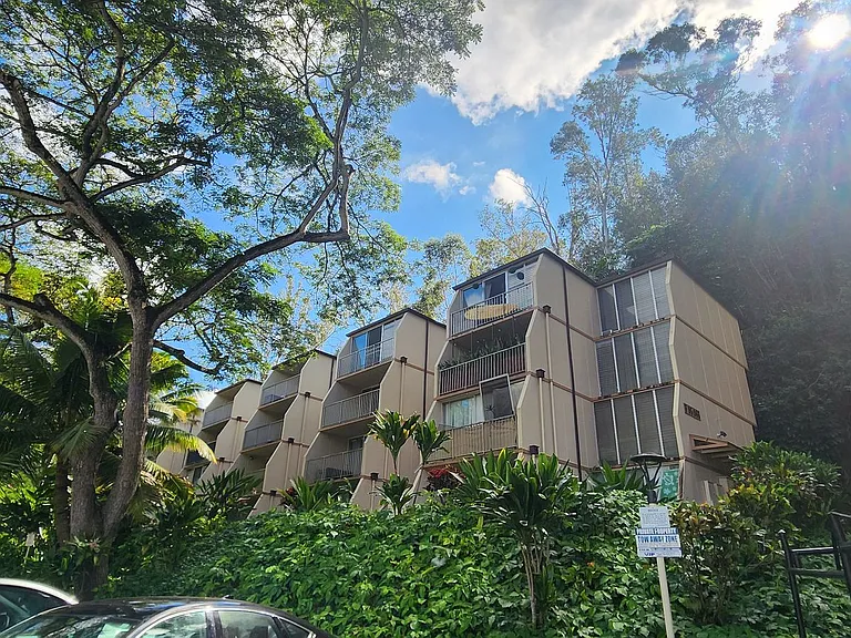 95-065 Waikalani Dr #F402 — Photo 14