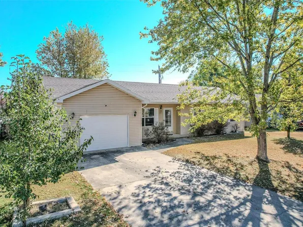 2316 Timberwood Ln, Lebanon, MO 65536