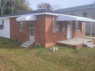 714 Williams St, New Bern, NC 28560