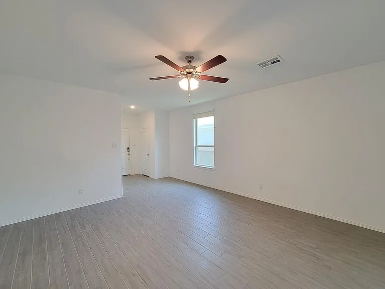 25392 Northpark Lake Dr — Photo 12