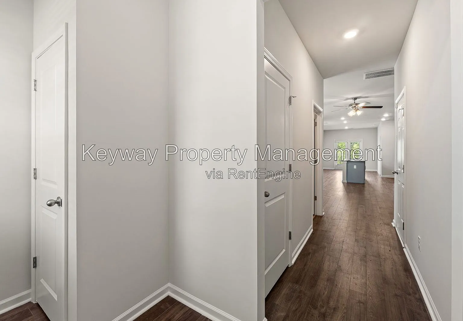 3 bed, 2.0 bath, 1376 sqft, $1,730 — Photo 4