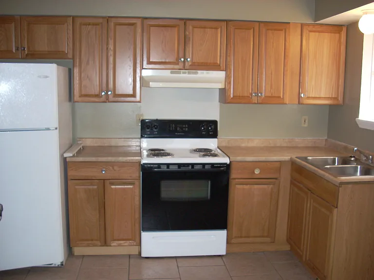 3613 Golden Dr #B — Photo 4