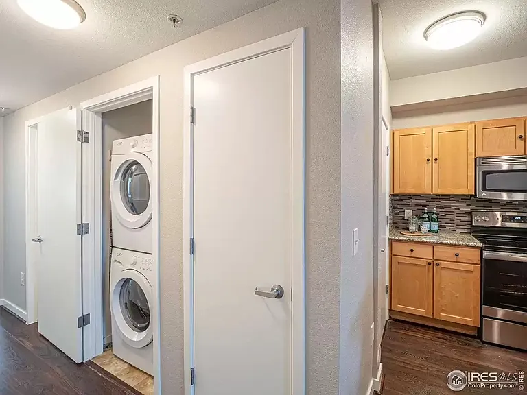 High-end Laundry In-unit with Coat Closet