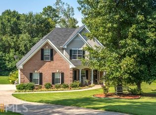 90 Pecan Ln, Oxford, GA