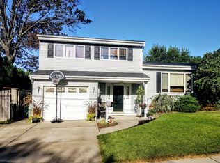 5 Twain Ave, Old Bridge, NJ 08857