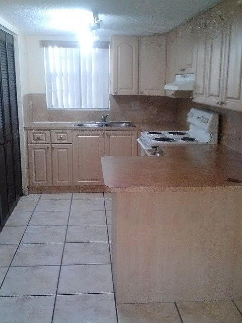 2nd image of 1290 W 51st Pl #6