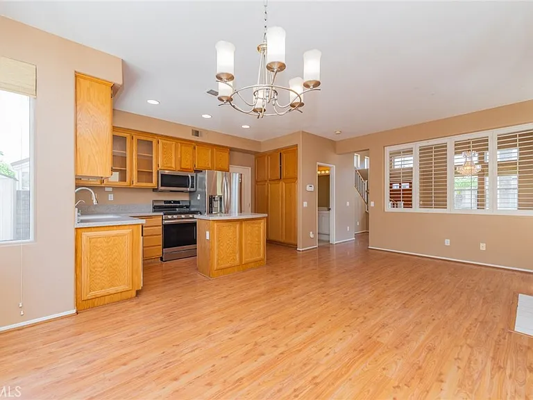 1511 Kinsler Ct — Photo 15