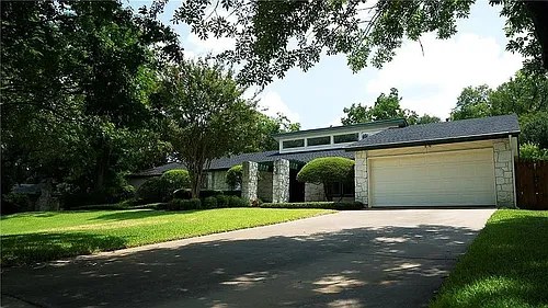 3103 Mistywood Cir Photo 1