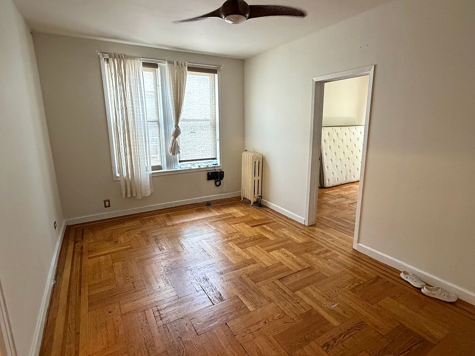 1st image of 2432 27th St APT 3A