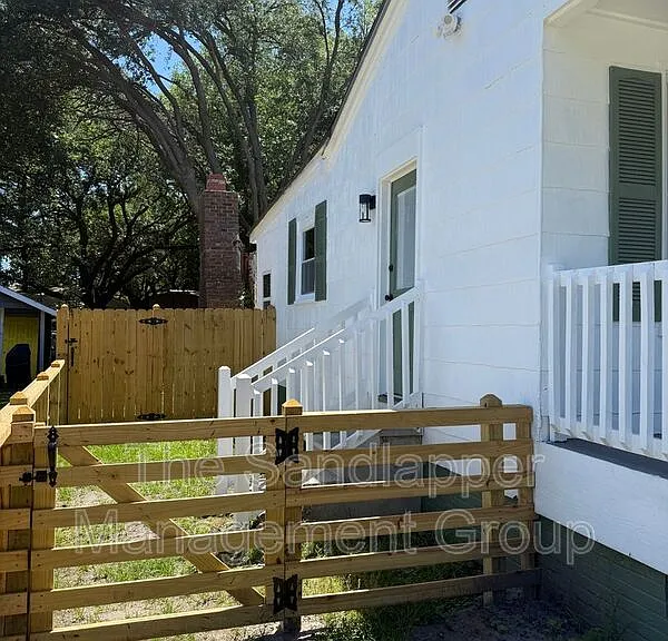 2627 Madden Dr — Photo 3