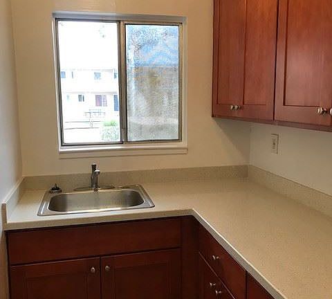 5th image of 290 N Idaho St APT 5