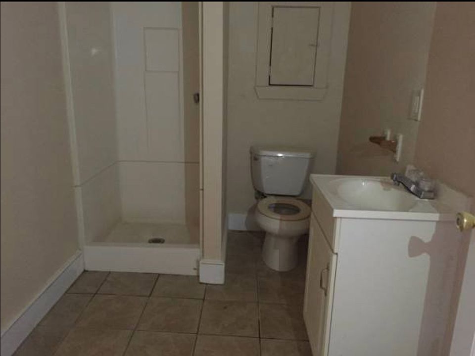 1st image of 33 Doyle Ave Floor 3