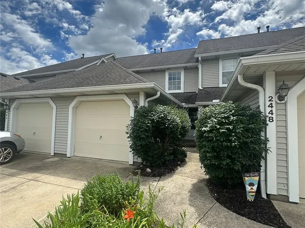 2450 Wrens Dr S, Stow, OH 44224