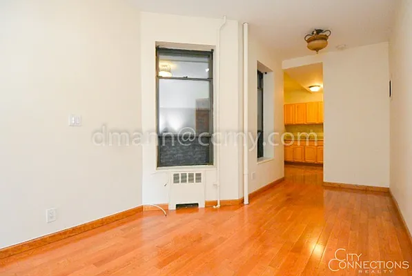 Rented by City Connections Realty | media 6