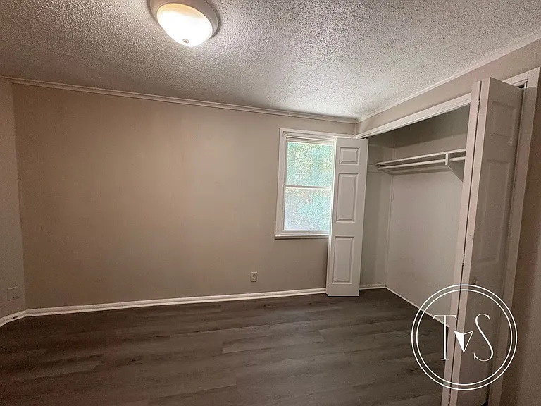 524 Arnall Dr — Photo 10
