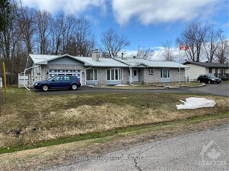 1106 Morin Rd — Photo 12