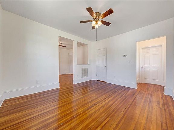 5th image of 3172 Garden City Blvd SE