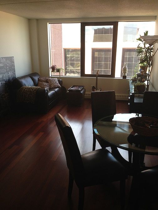 Brazilian Oak Floors in Spacious Living room