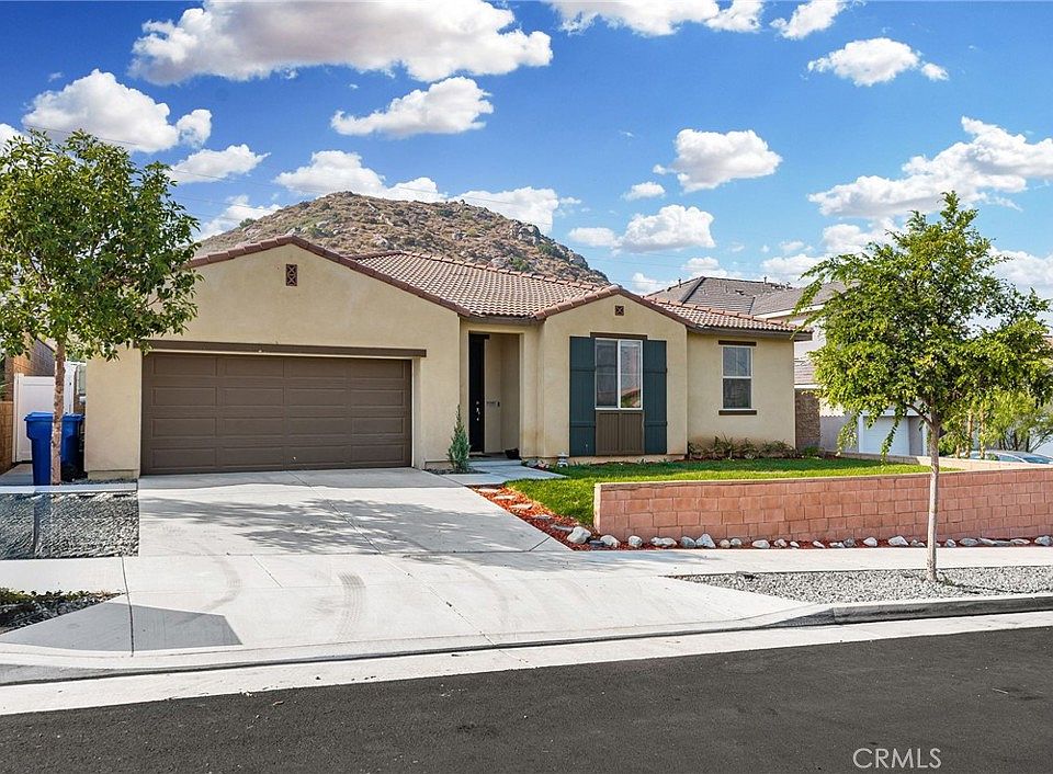 1st image of 6418 June Mountain Way