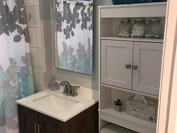 4th image of 2369 Holmes St #1
