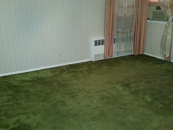 4th image of 2314 100th St